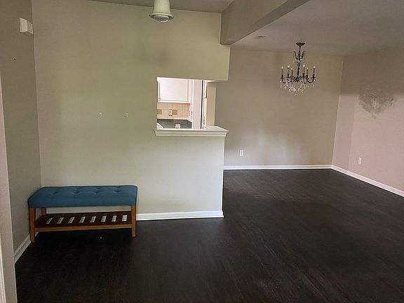 4th image of 44851 Marigold Dr