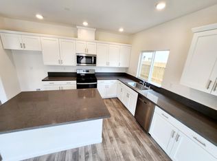 1317 Primitivo Ln, Manteca, CA 95336