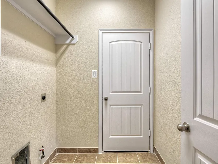21231 Flowering Dogwood Cir — Photo 25