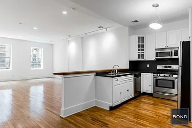 Rented by Bond New York