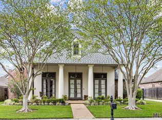 8584 Grand View Dr, Baton Rouge, LA 70809