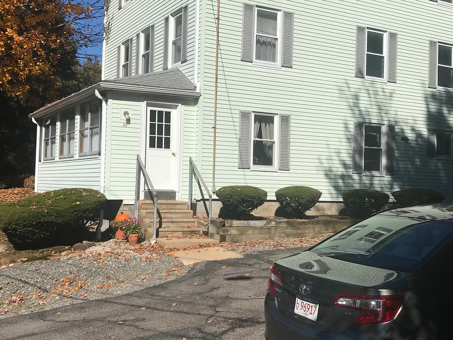 2 bed, 920 sqft, $1,250 — Photo 1