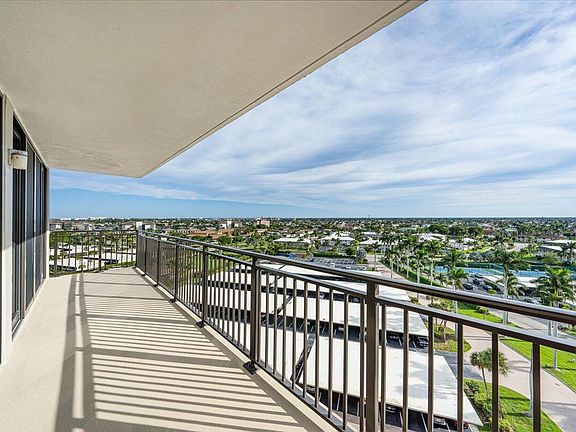 3rd image of 180 Seaview Ct APT 1000