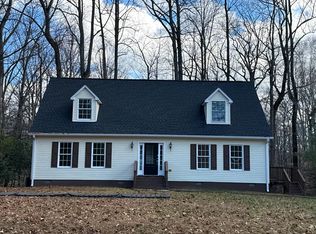 65 Francis St, Montross, VA 22520