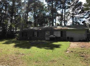 539 J Garner Rd, Amity, AR 71921