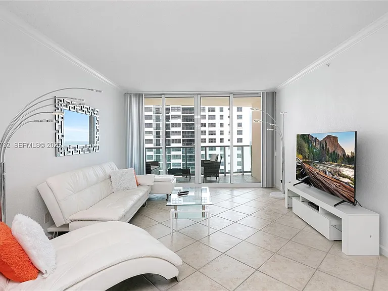 2501 S Ocean Dr #1008 — Photo 6