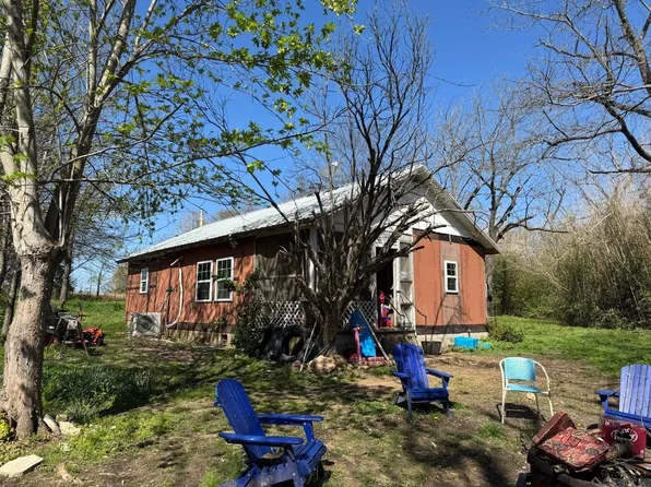 95 Terrafirma Ln, Ash Flat, AR 72513