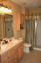 5th image of 127 NE Senior Cir