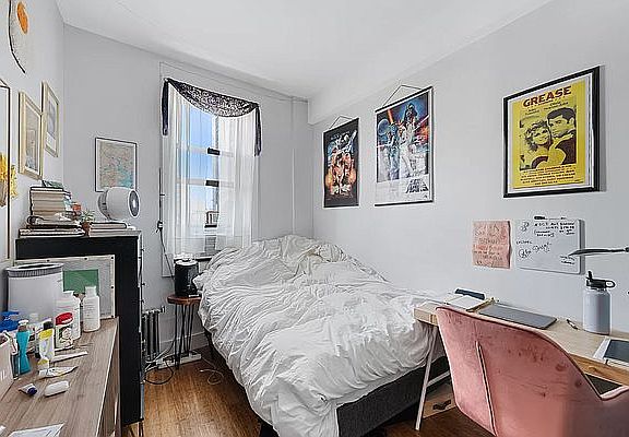 4th image of 201 Allen St #B5