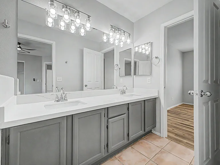 15169 N 90th Ln — Photo 32