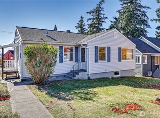 2105 E Highlands Street, Bremerton, WA 98310