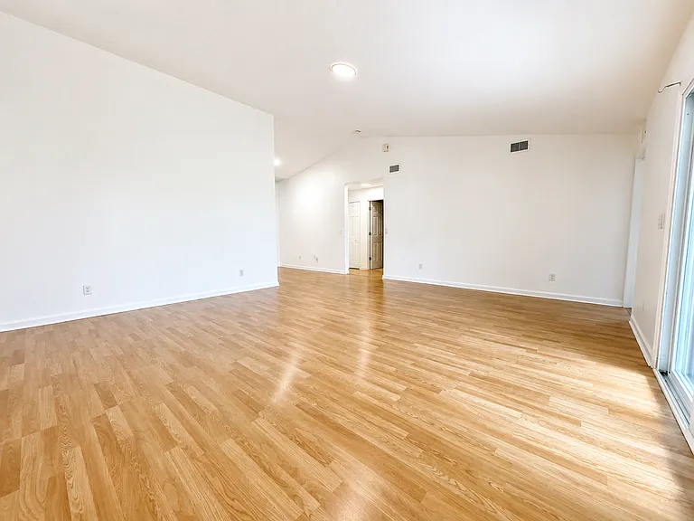 8 Rainstone Ln #A — Photo 12
