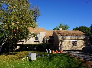 1522 Williams Ave, St Charles, IL 60174