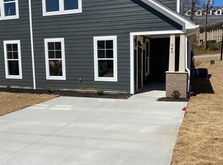 540 Twin Lake Rd, Greenville, SC 29609