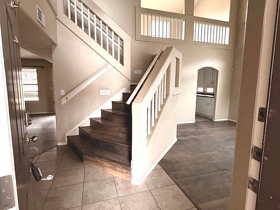 4th image of 12517 Paseo Rae Ave