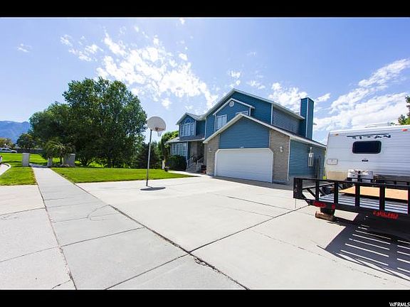 3rd image of 1249 W Greasewood Dr