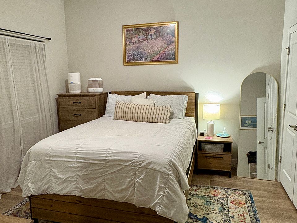 1st image of 1510 Bainbridge St #102