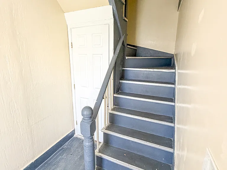 160 Brackett St — Photo 21