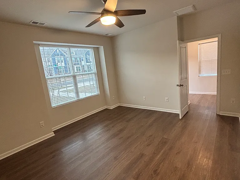 15733 Country House St — Photo 23