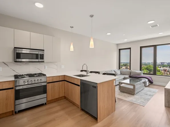 249 Corey Rd #304, Brighton, MA 02135