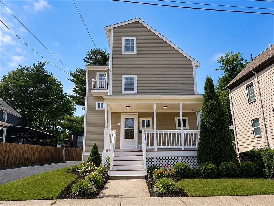 1st image of 102 Pierce St