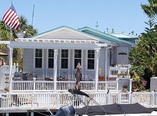 319 Sun Dial Cir, Port Isabel, TX 78578