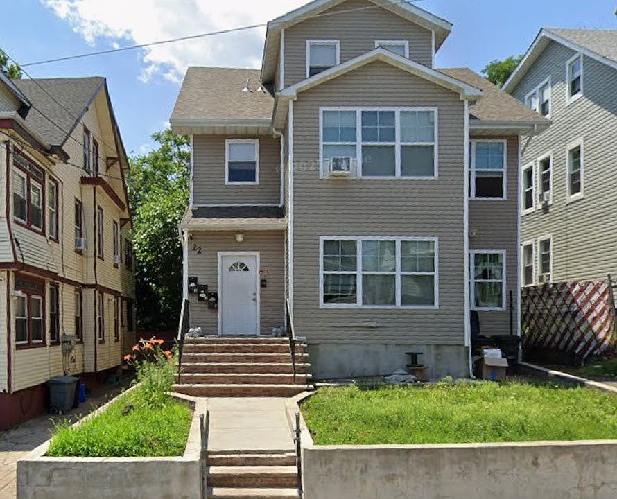 1st image of 20-22 Yates Ave #3
