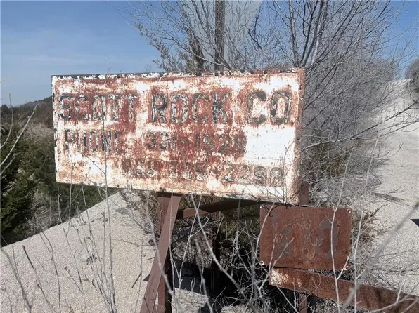 5886 County Road 3570, Independence, KS 67301