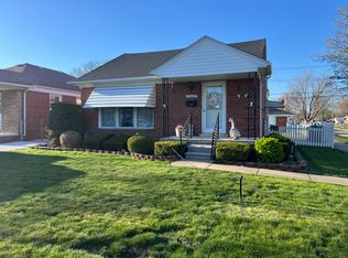 13012 Peach St, Southgate, MI 48195