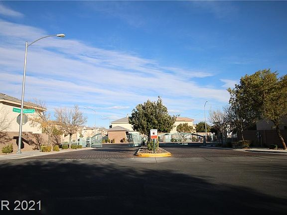 2nd image of 7362 Lionheart St