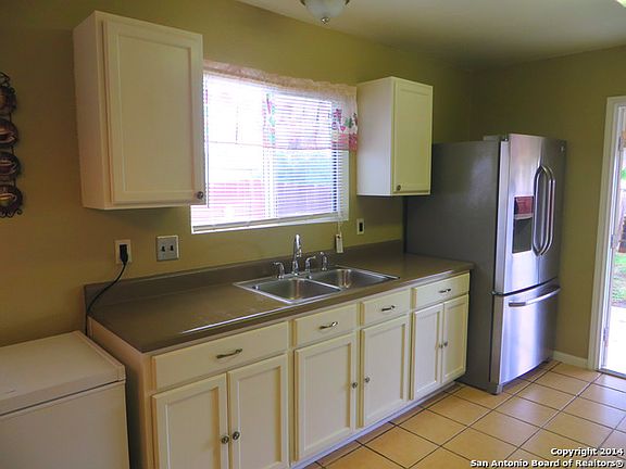 5th image of 6020 Fishers Bend Dr