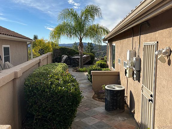 Side Yard off Garage Access