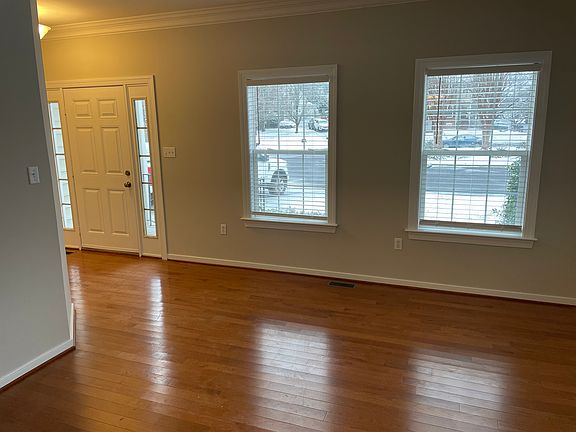 4th image of 9600 Weston Ln