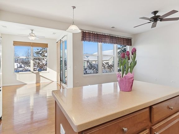 5th image of 3282 Sheridan Ln