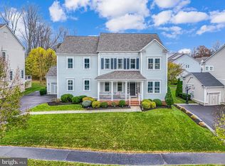 41150 White Cedar Ct, Aldie, VA 20105