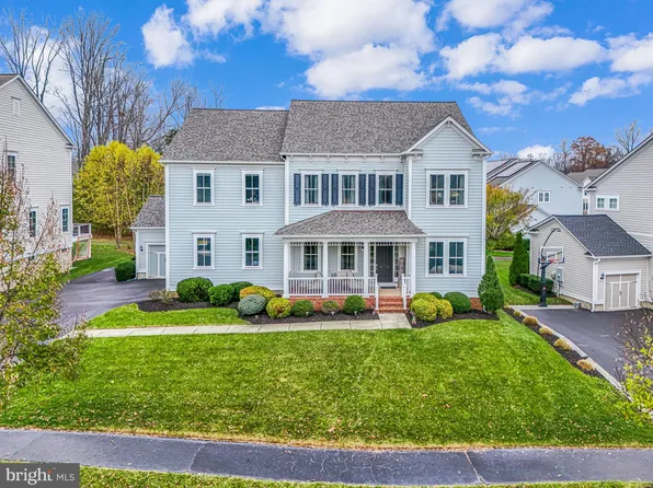 41150 White Cedar Ct, Aldie, VA 20105