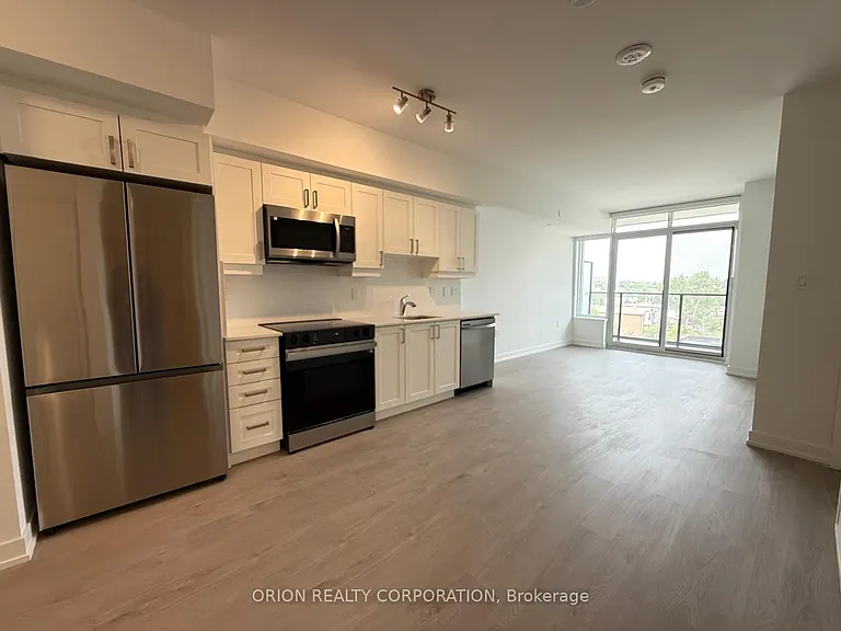 556 Marlee Ave #612 — Photo 3