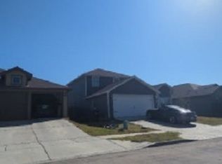 8512 Steel Dust Dr, Fort Worth, TX 76179