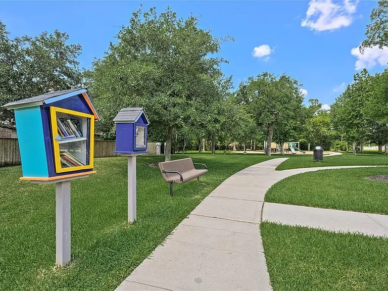 8430 Sunset Isles Dr — Photo 18