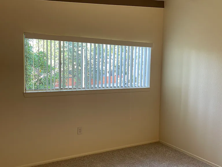 1316 Sylvan Blvd #20 — Photo 17