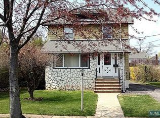 368 Beech St, Teaneck, NJ 07666