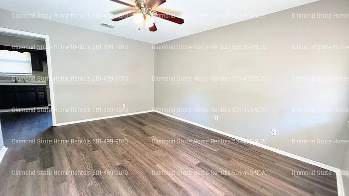 505 Lehman Dr — Photo 2