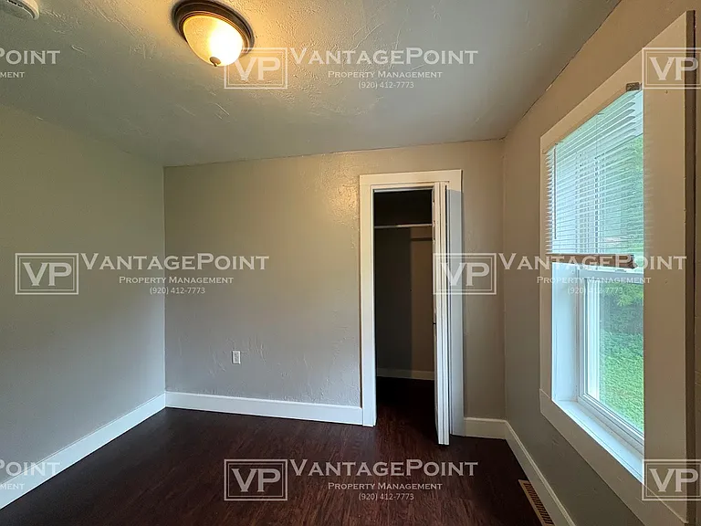 1219 Marshall Ave — Photo 10