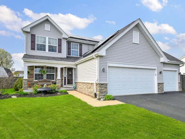 412 Blue Ridge Dr, Oswego, IL 60543