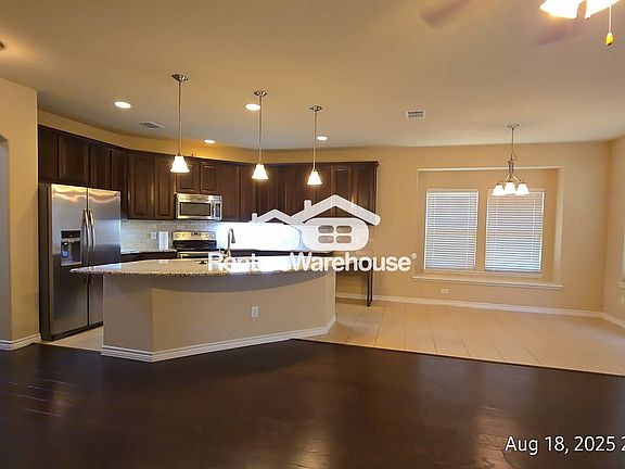 4th image of 11701 Yarmouth Ln