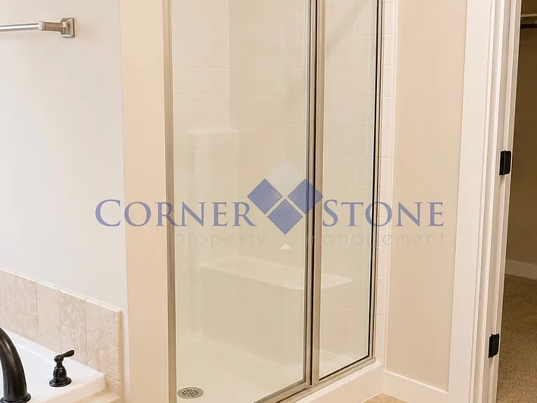 346 E Producer Dr — Photo 11
