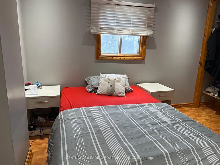 273 Clarke St — Photo 9