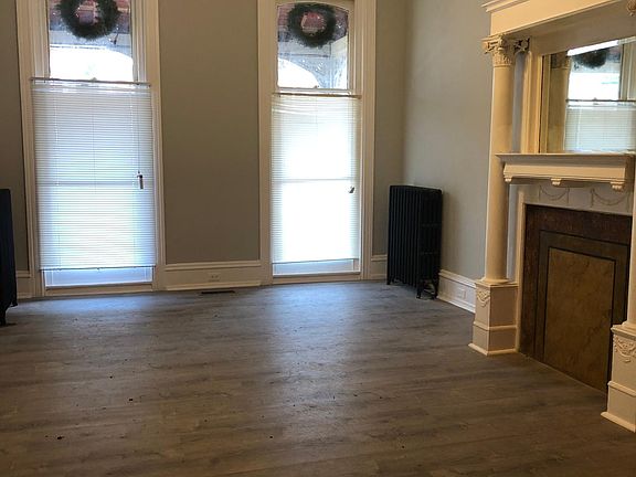 5th image of 212 Gay St APT 1