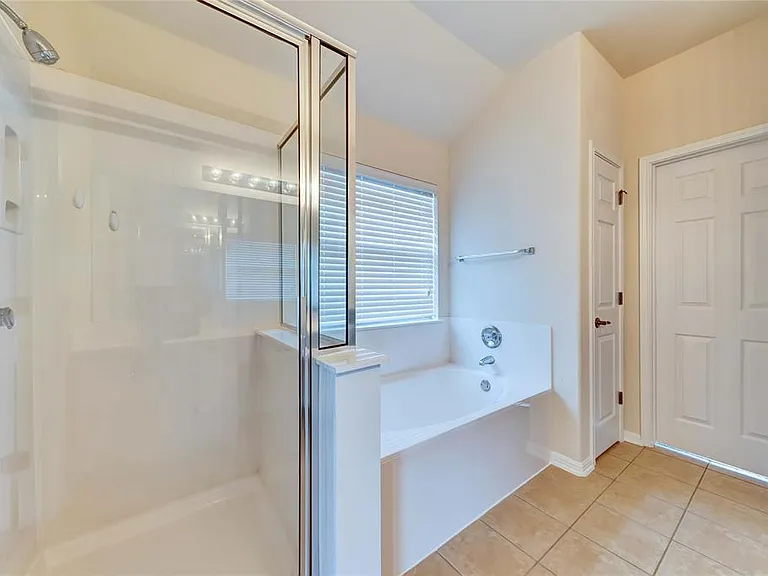 3112 Karst View Cv — Photo 5