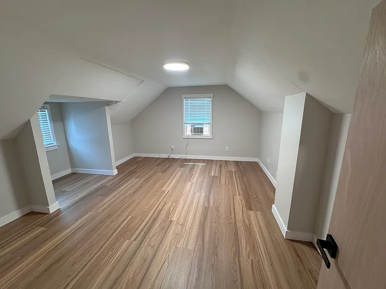 4211 N Gate Ridge Rd — Photo 12